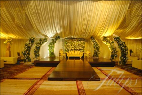 1305227474_177986005_1-Pictures-of--Hire-best-wedding-flower-decoration-backdrop-stage-decor-services-in-Lahore-Pakistan