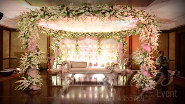 best-pakistani-wedding-mehendi-mayun-decoration-lahore-tulipsevent-01