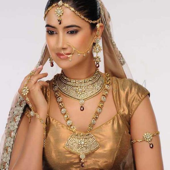 bridal-jewelry-latest-gold-sets-designs-2013--L-SuWZwB