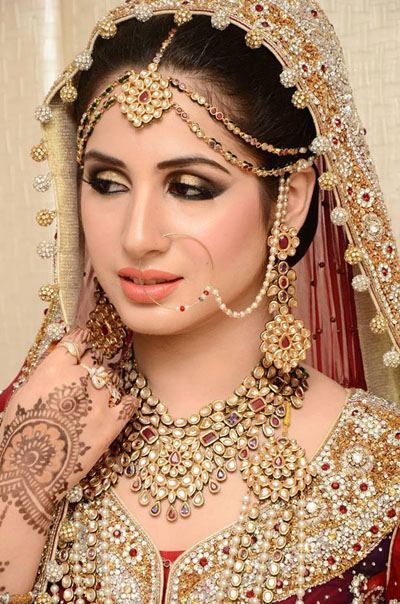 Fashion-Of-Bridal-Jewelry-2014-indian-Designer
