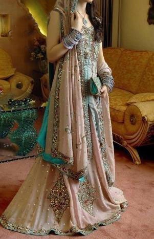 Pakistani-Bridal-Walima-Dresses-Collection-2013-13