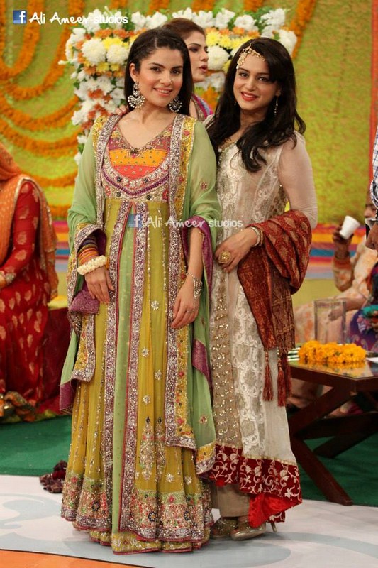 Pakistani-Mehndi-Dresses-Designs-From-Good-Morning-015