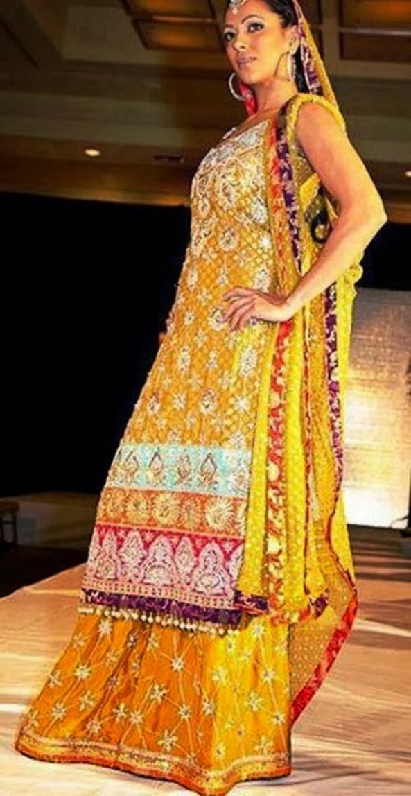 Top-10-Mehndi-dresses-2014-for-young-Girls-for-Mayon-Function 5